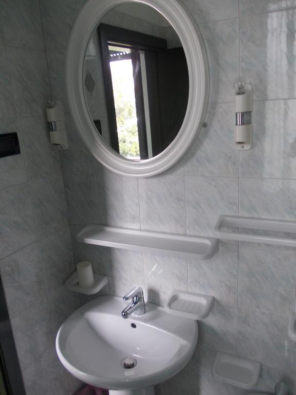 Hotel Scacco Rosso Sant'Egidio alla Vibrata Camera foto